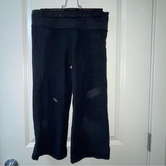 Reversible Lululemon Capris - Picture 4 of 4